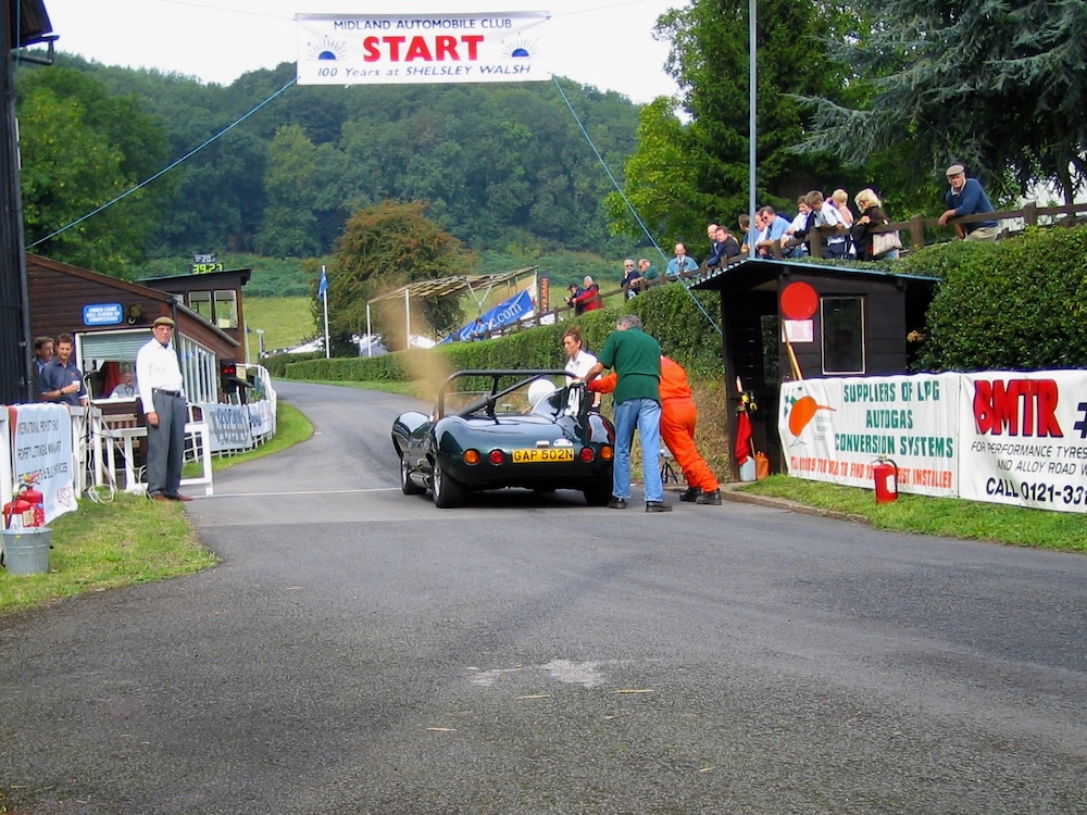 Photo of a car on the start-line
